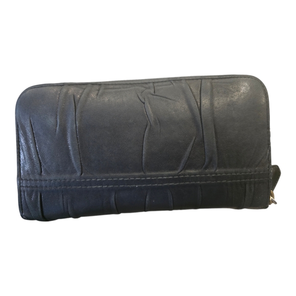 Authentic Preowned Prada Zip Around Wallet EUC black leather extremely soft - Picture 5 of 12